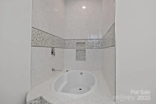 $899,000 | 2117 Middlebridge Court, Fort Mill, SC 29715