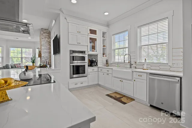 $899,000 | 2117 Middlebridge Court, Fort Mill, SC 29715