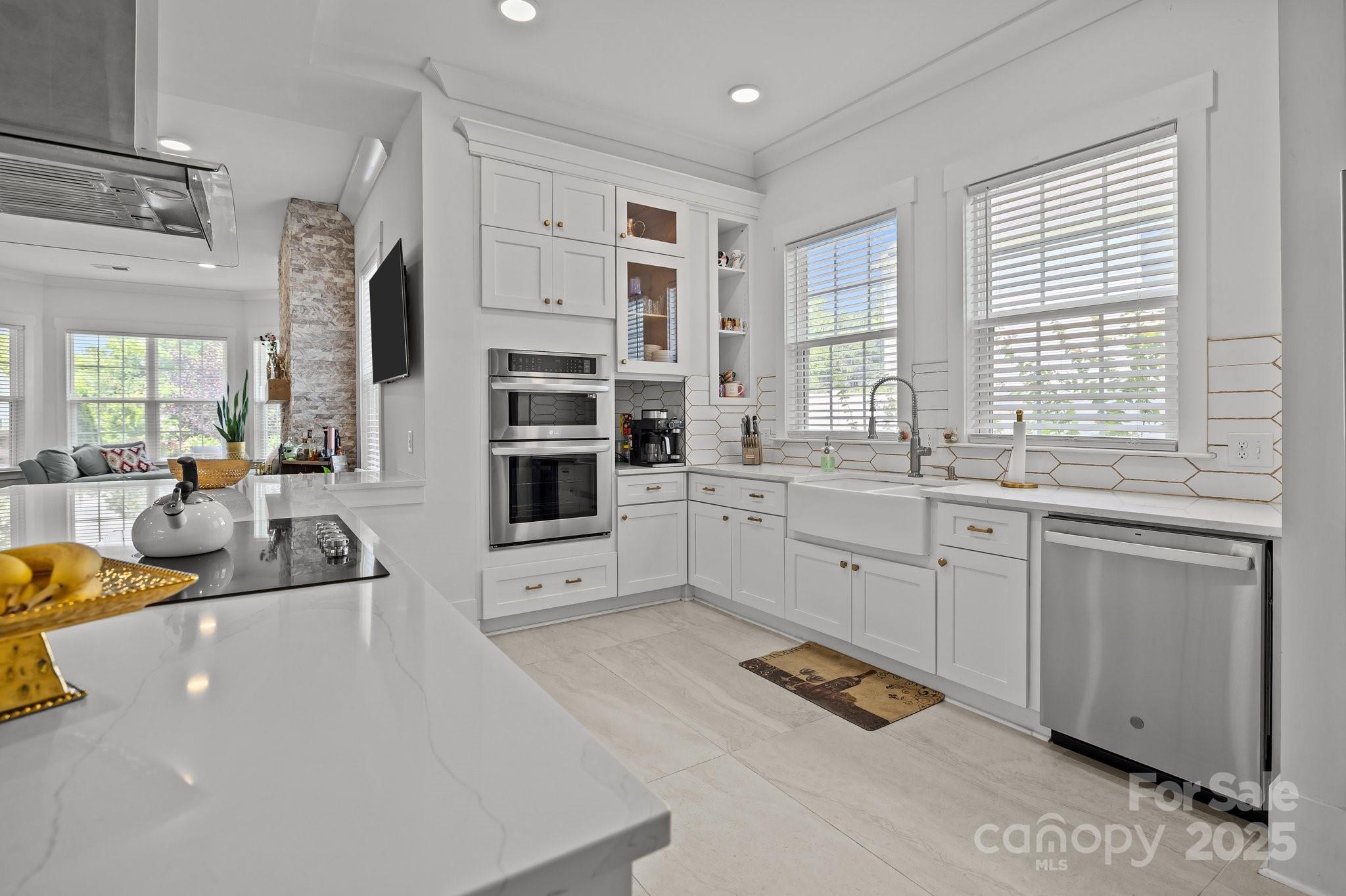 2117 Middlebridge Court Fort Mill, SC 29715 - Photo 9 of 48