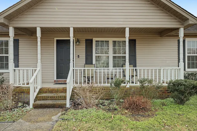 $355,000 | 723 Hogan Drive, Murfreesboro, TN 37128