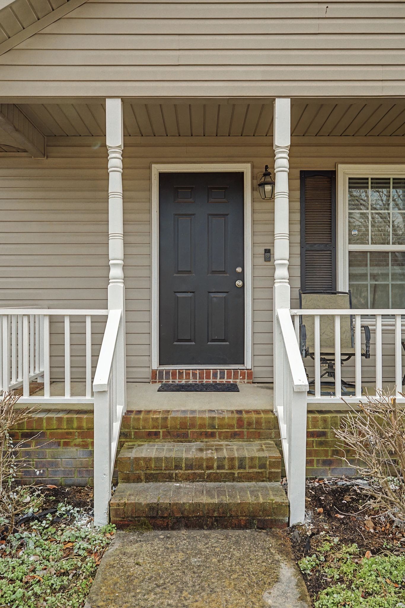 723 Hogan Drive Murfreesboro, TN 37128 - Photo 6 of 31 front view of a house with a window