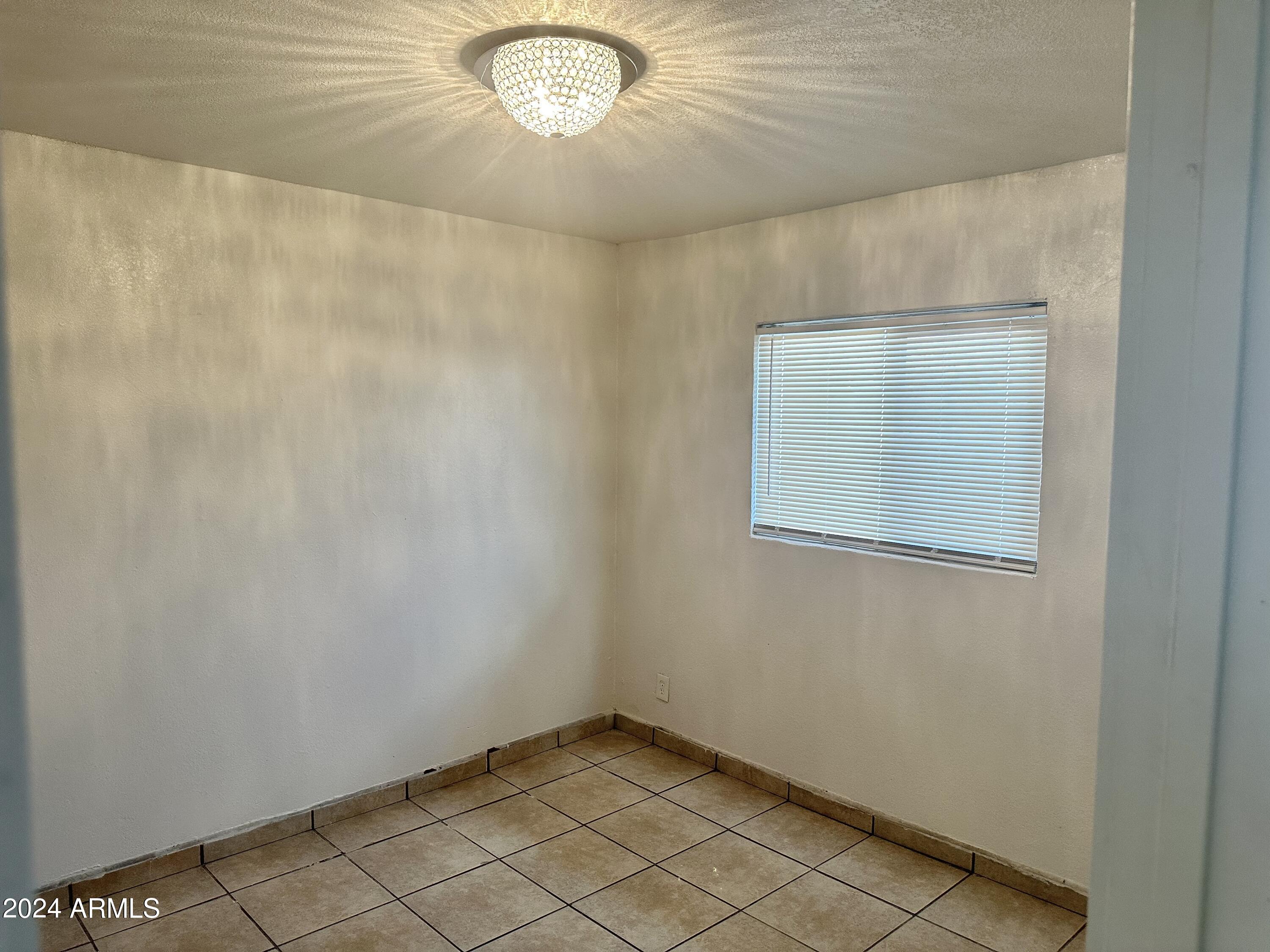 2033 West Madison Street, Unit 2 Phoenix, AZ 85009 - Photo 6 of 12 IMG_8385