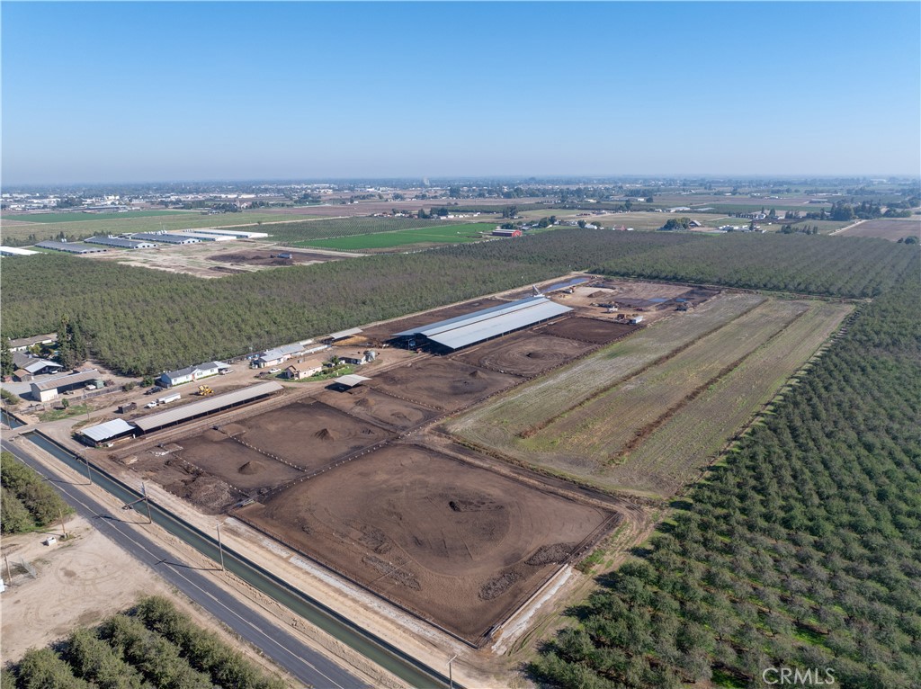 3918 South Kilroy Road Turlock, CA 95380 - Photo 4 of 14 a view of a city