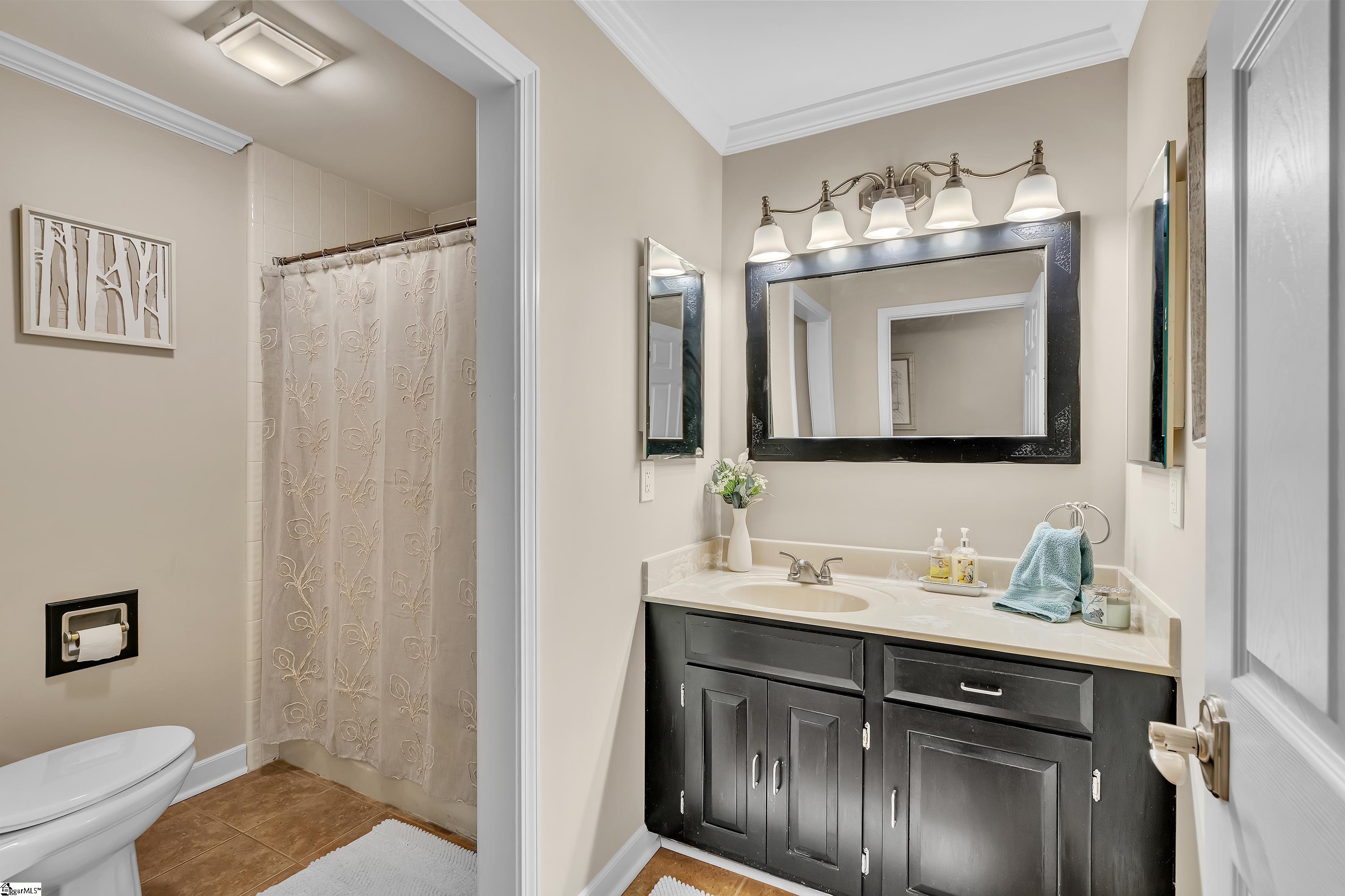 129 Greybridge Road Pelzer, SC 29669 - Photo 11 of 36