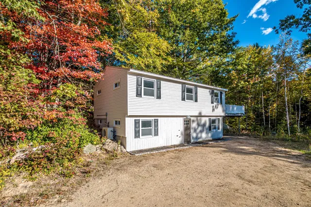 $399,500 | 52 Hillside Avenue, Bartlett, NH 03845