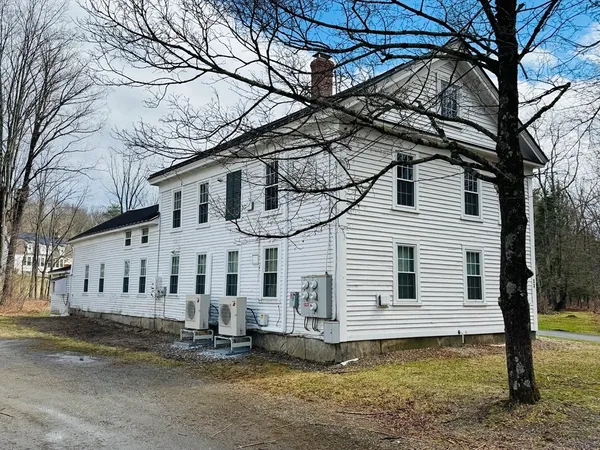 $699,000 | 33 Bridge Street, Amherst, MA 01002