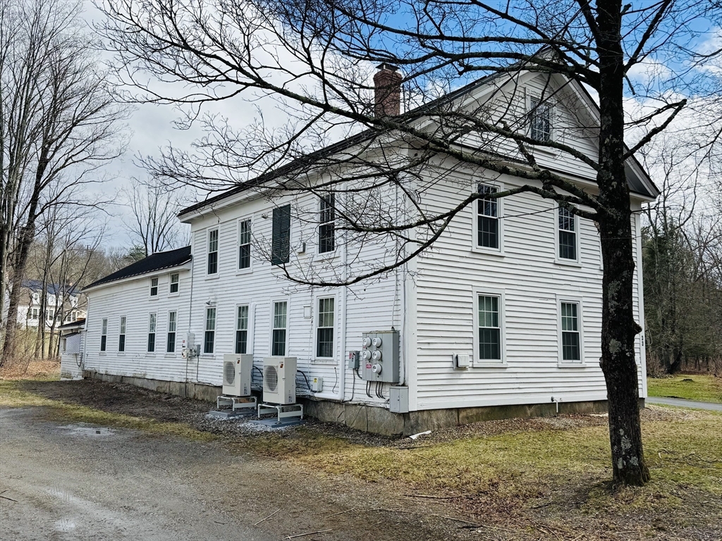 33 Bridge Street Amherst, MA 01002 - Photo 3 of 32