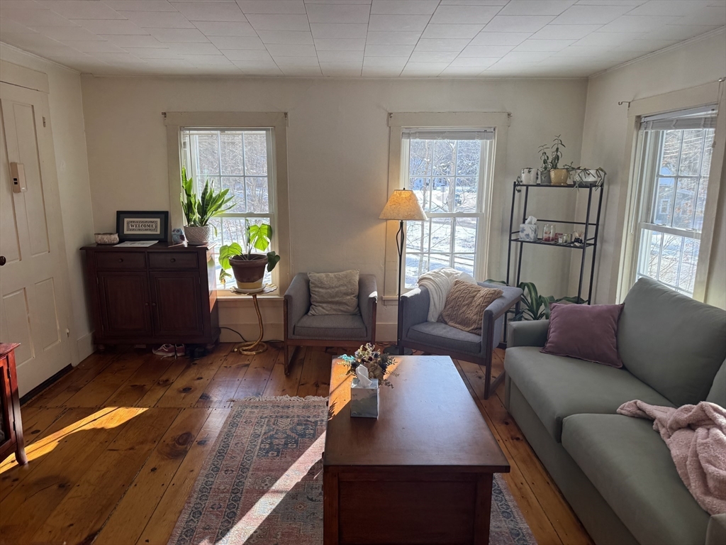 33 Bridge Street Amherst, MA 01002 - Photo 5 of 32