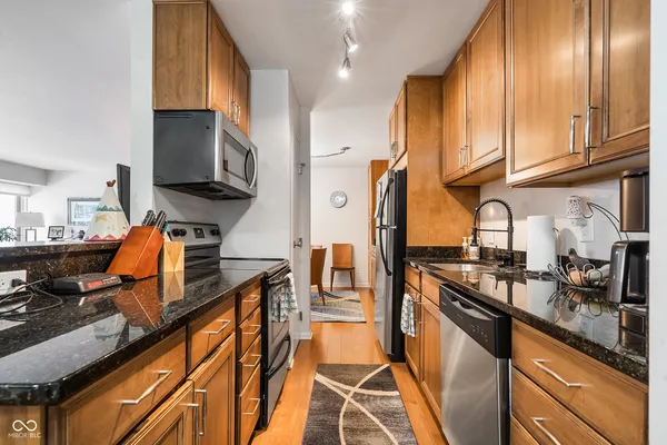 $179,900 | 3965 North Meridian Street, Unit 2D, Indianapolis, IN 46208