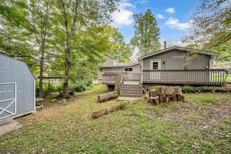 10 Hunters Lane Andover, NJ 07821 - Photo 17 of 36 Gallery Image 17