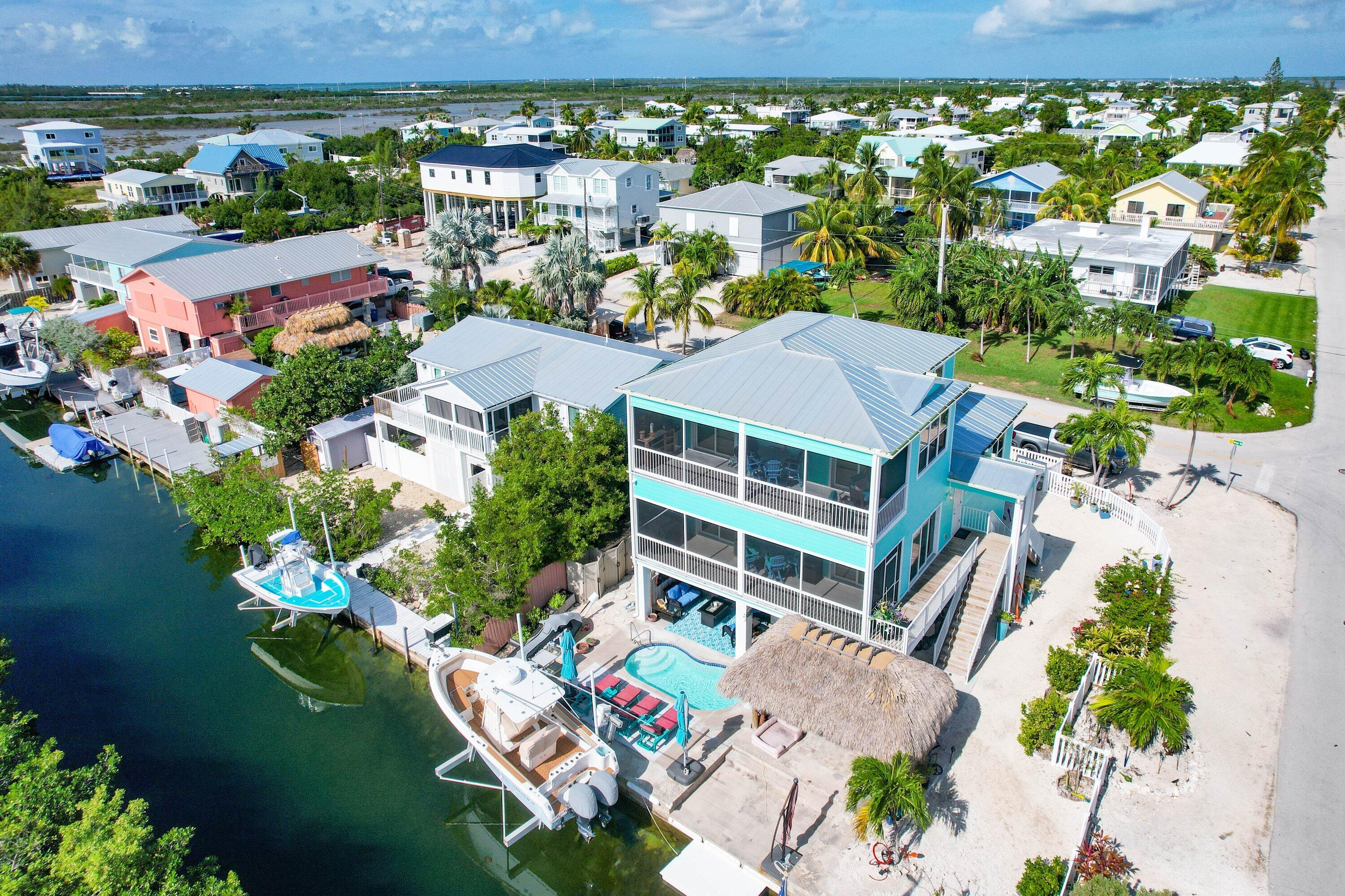 570 La Fitte Road, Unit NONE Summerland Key, FL 33042 - Photo 4 of 52 Back of House