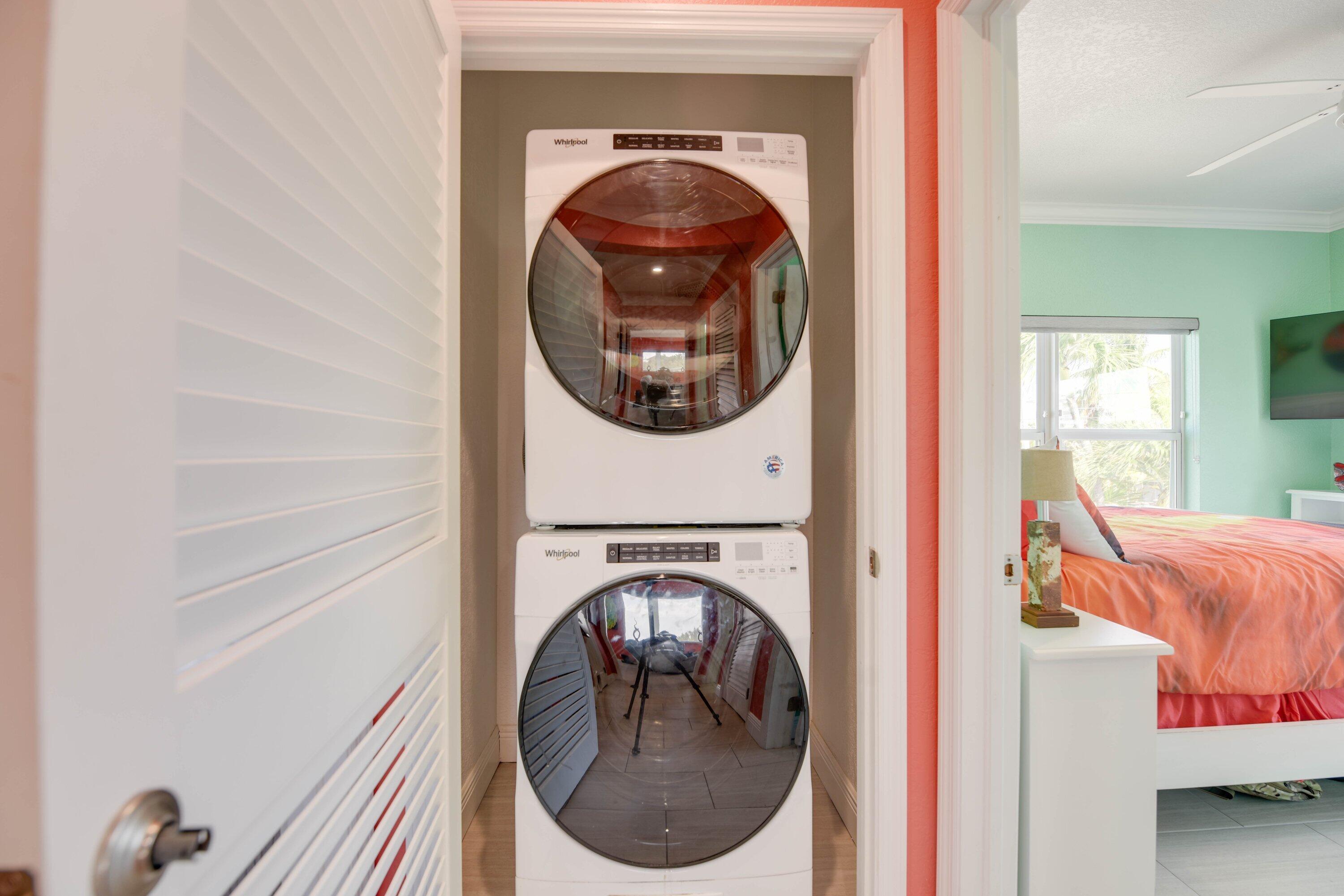 570 La Fitte Road, Unit NONE Summerland Key, FL 33042 - Photo 41 of 52 Laundry