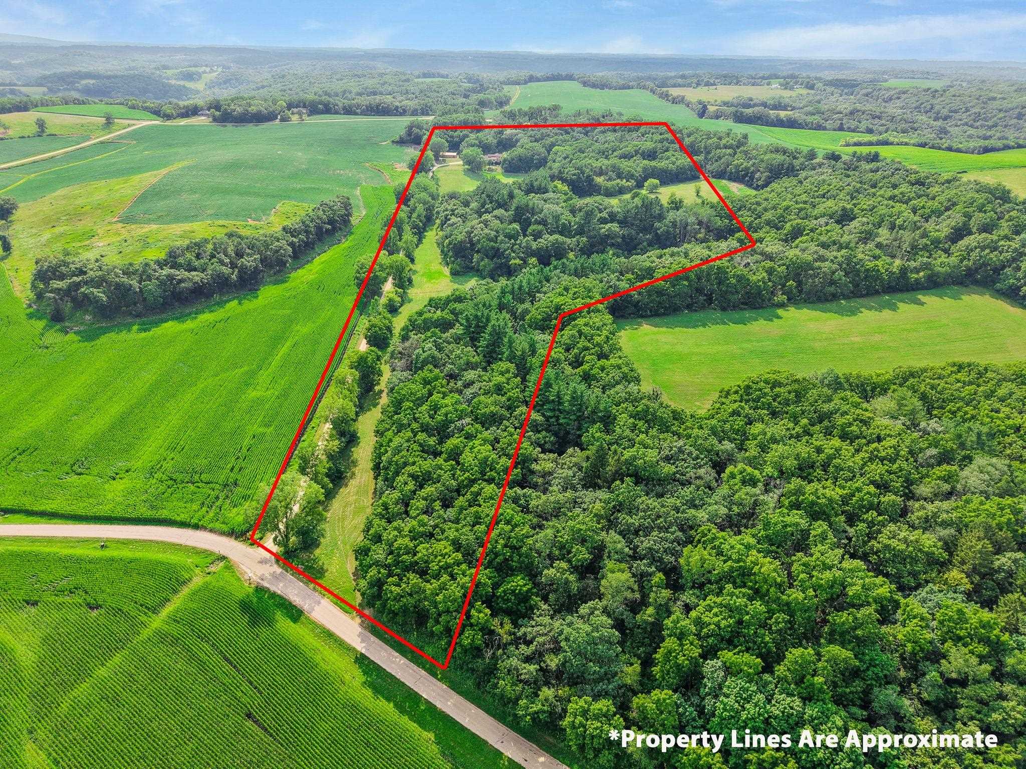 9368 Union Valley Road Black Earth, WI 53515 - Photo 3 of 90 Gallery Image 3