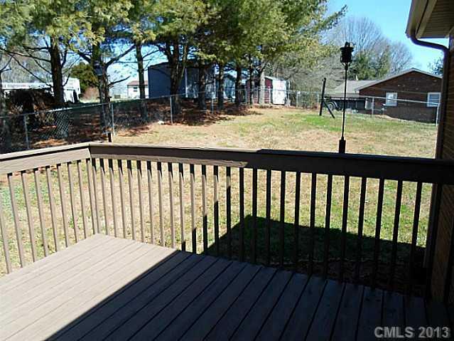 1476 Kings Road Hickory, NC 28602 - Photo 13 of 14 Gallery Image 13