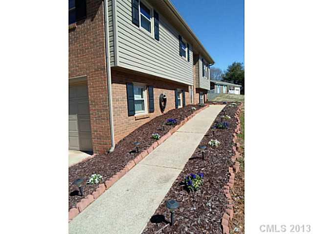 1476 Kings Road Hickory, NC 28602 - Photo 14 of 14 Gallery Image 14