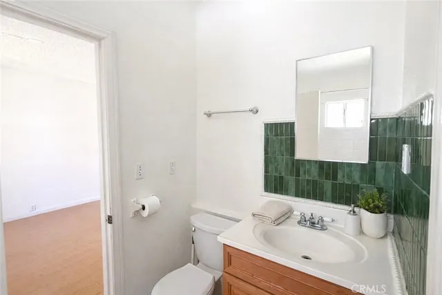 $3,350 | 1238 North Gardner Street, West Hollywood, CA 90046