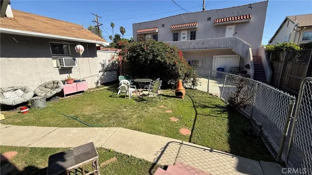 $3,350 | 1238 North Gardner Street, West Hollywood, CA 90046