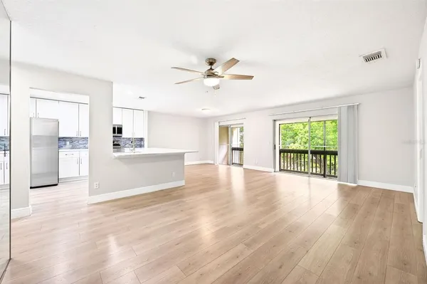 $275,000 | 600 Northern Way, Unit 302, Winter Springs, FL 32708