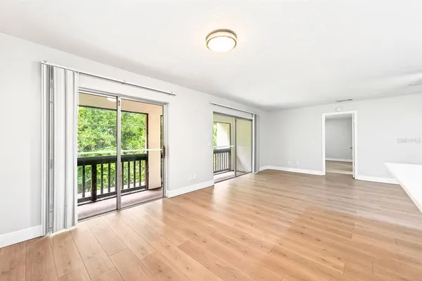 $275,000 | 600 Northern Way, Unit 302, Winter Springs, FL 32708