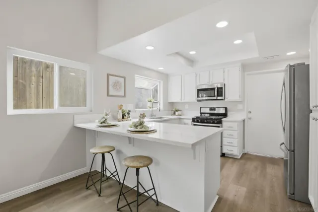 $799,999 | 13856 Jack Oak Lane, Lakeside, CA 92040