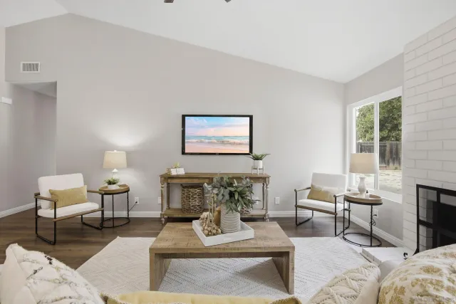 $799,999 | 13856 Jack Oak Lane, Lakeside, CA 92040