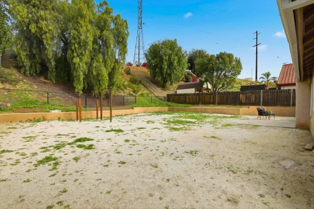 $799,999 | 13856 Jack Oak Lane, Lakeside, CA 92040