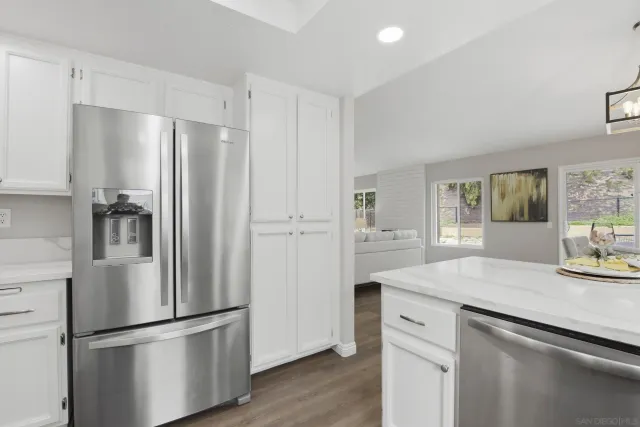 $799,999 | 13856 Jack Oak Lane, Lakeside, CA 92040