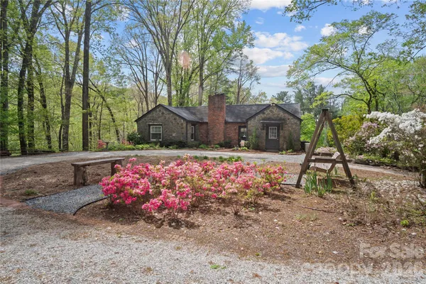 $590,000 | 100 Woodmere Drive, Columbus, NC 28722