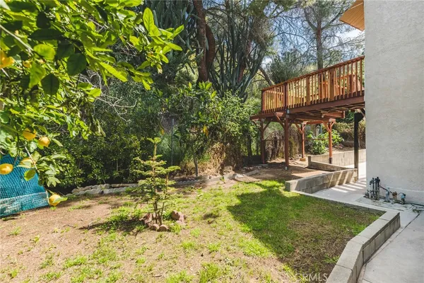 $2,950 | 500 North Sunset Canyon Drive, Unit BACK, Burbank, CA 91501