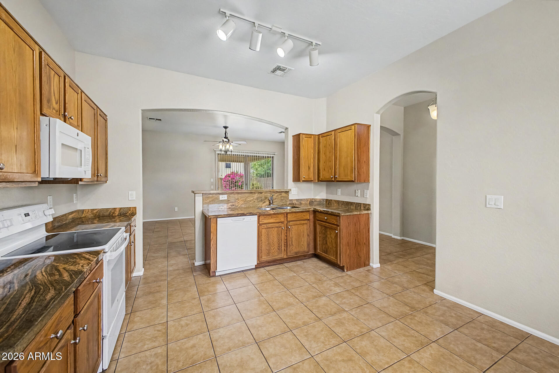 25679 West Crown King Road Buckeye, AZ 85326 - Photo 7 of 24