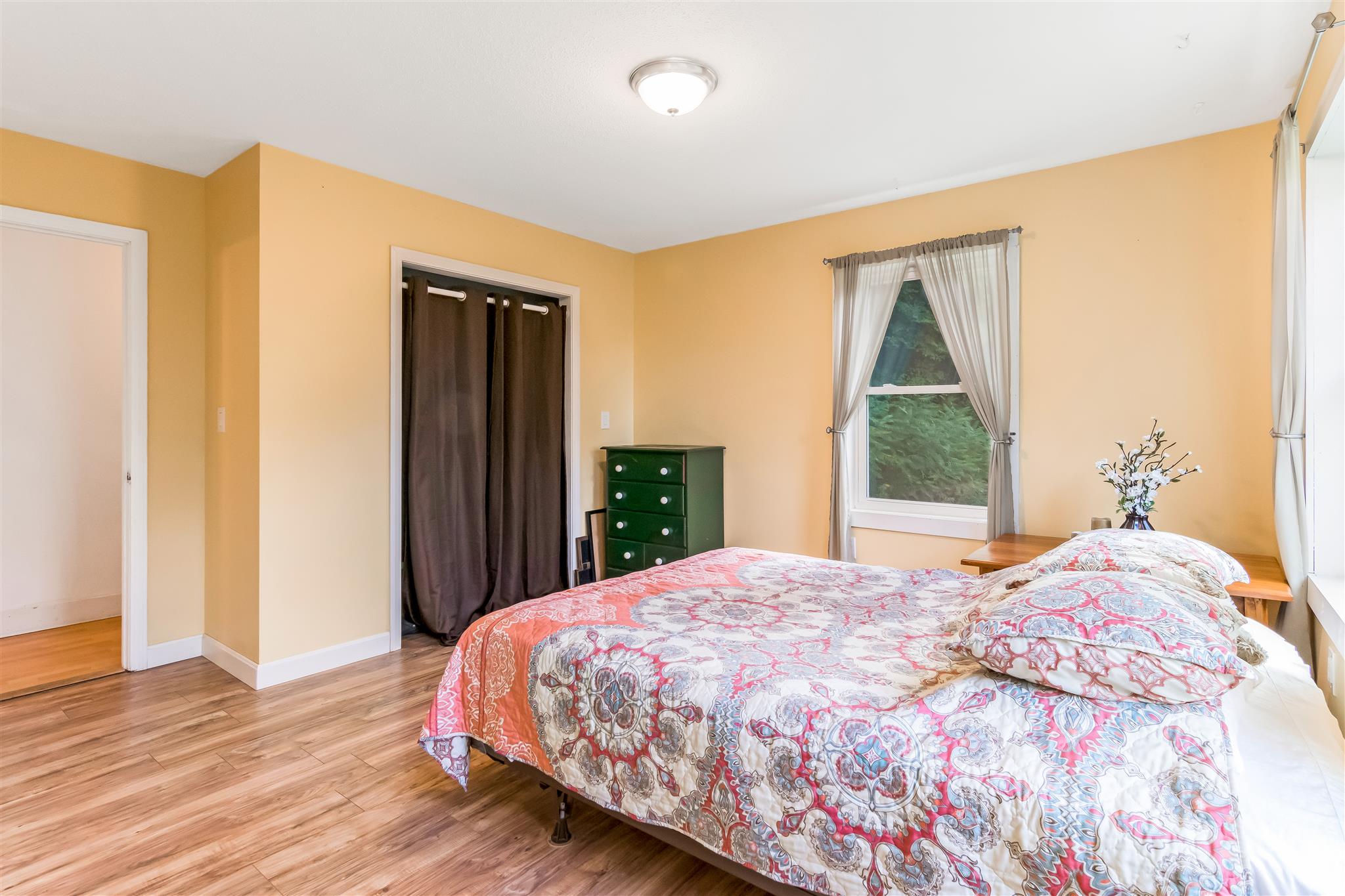 343 River Road Essex Junction, VT 05452 - Photo 15 of 33