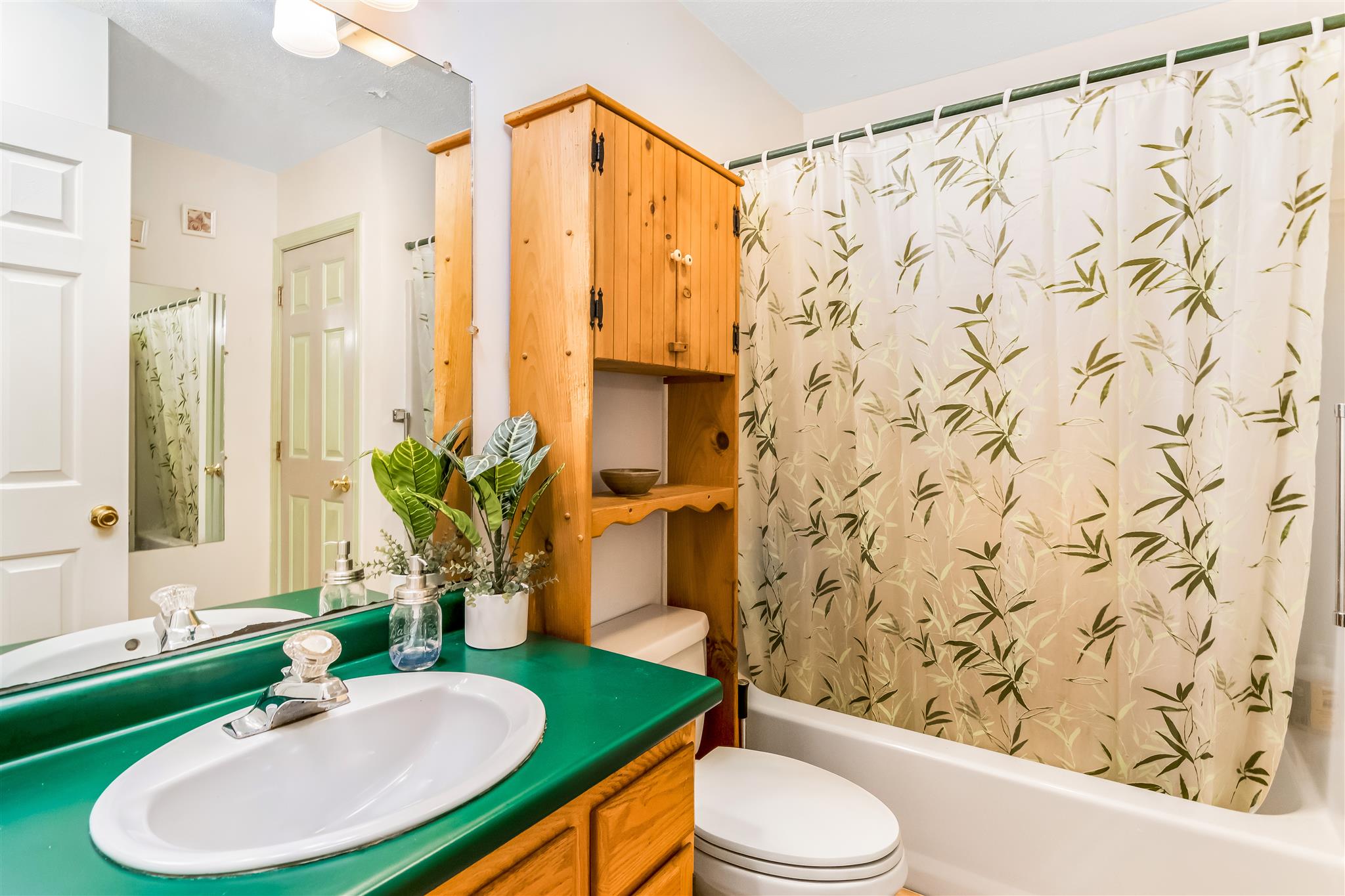 343 River Road Essex Junction, VT 05452 - Photo 17 of 33