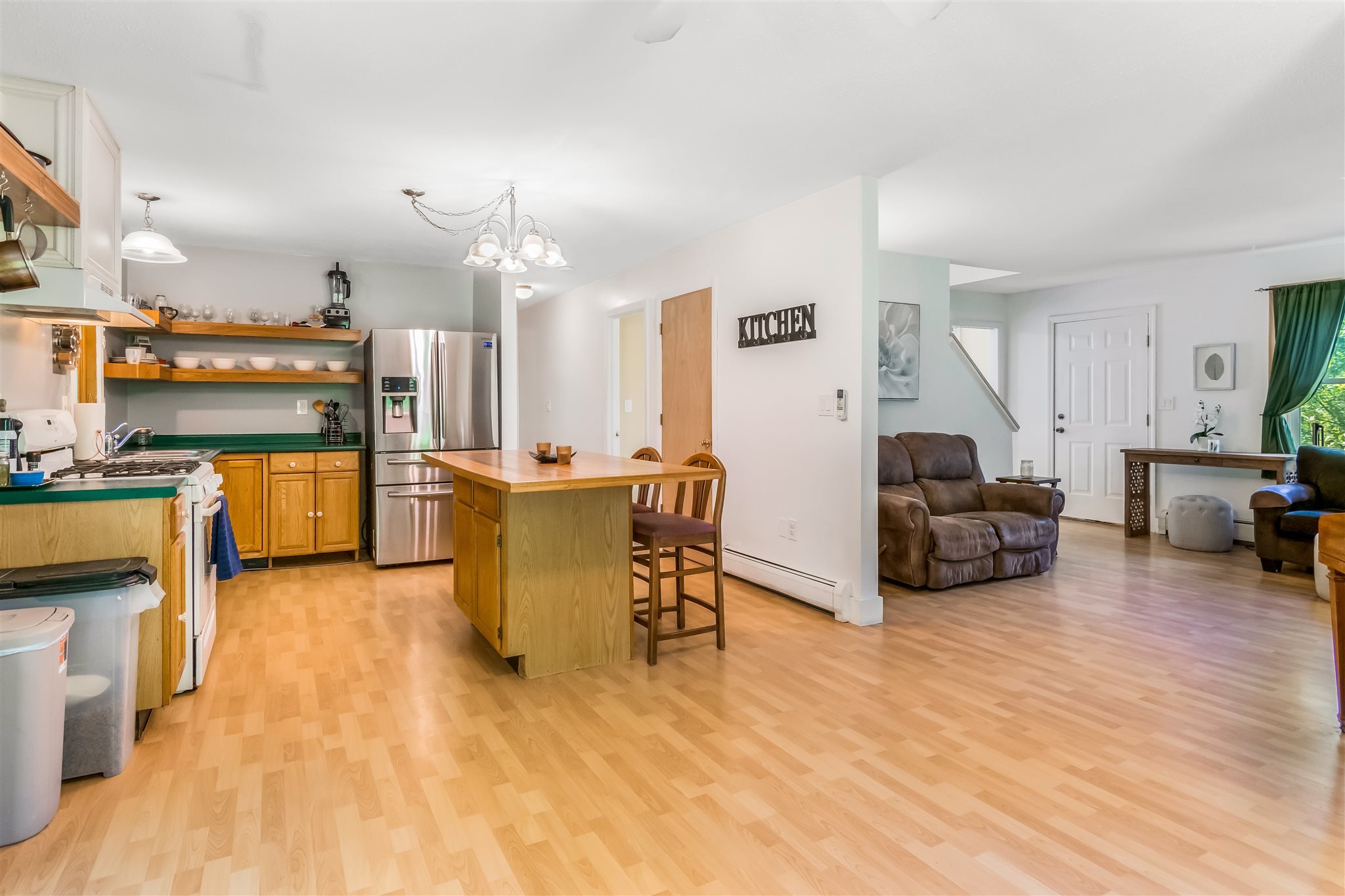 343 River Road Essex Junction, VT 05452 - Photo 4 of 33