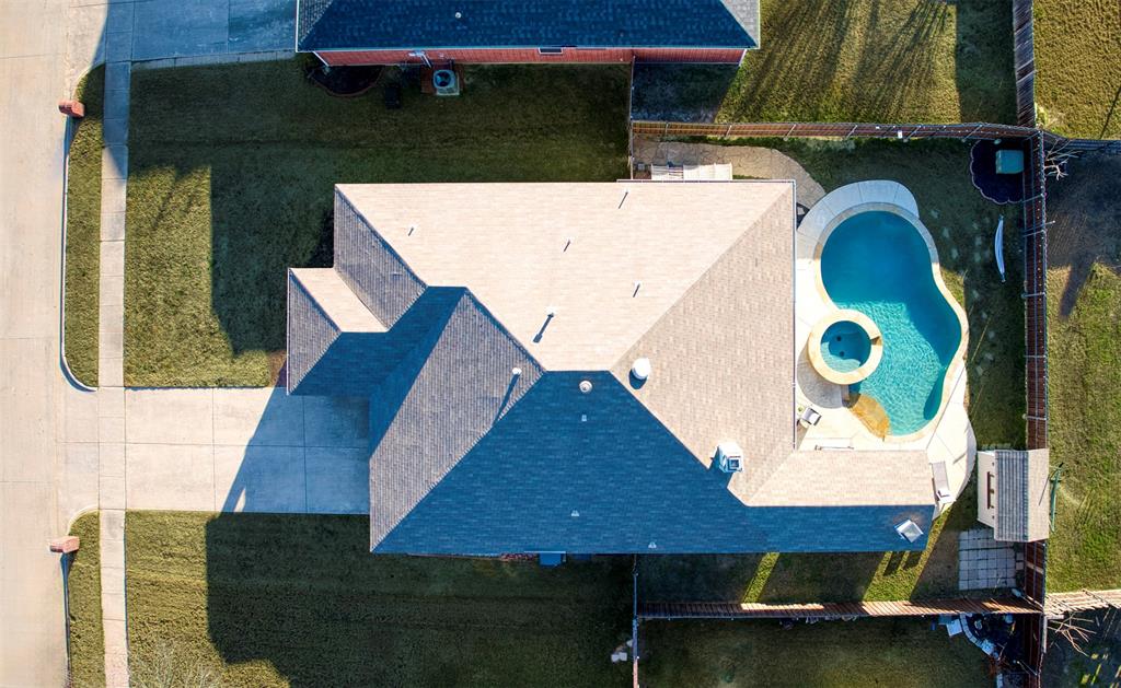 2805 Whetstone Drive Corinth, TX 76210 - Photo 31 of 38 a view of rooftop