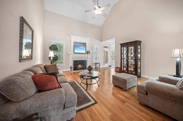 $699,900 | 2517 Tisdale Drive, Thompson's Station, TN 37179