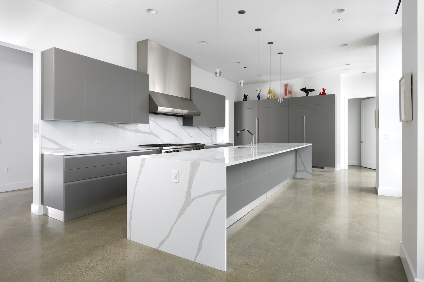 900 West Washington Boulevard, Unit PH902 Chicago, IL 60607 - Photo 2 of 16