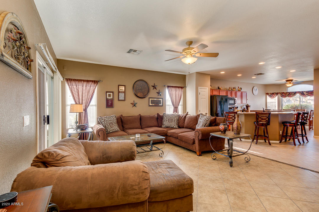 3461 South Sawmill Road Gilbert, AZ 85297 - Photo 12 of 27 12-Sawmill