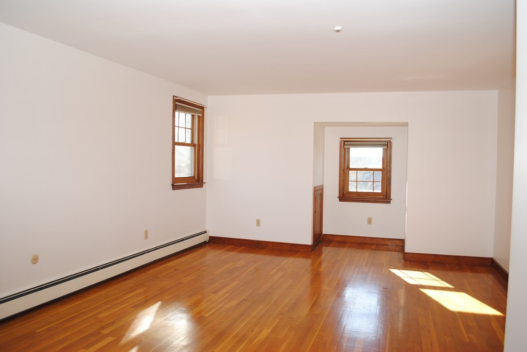 15 Myopia Road Quincy, MA 02170 - Photo 10 of 12 Gallery Image 10