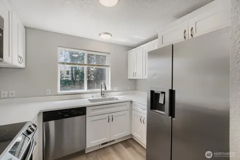 $499,950 | 5517 39th Avenue Southeast, Lacey, WA 98503