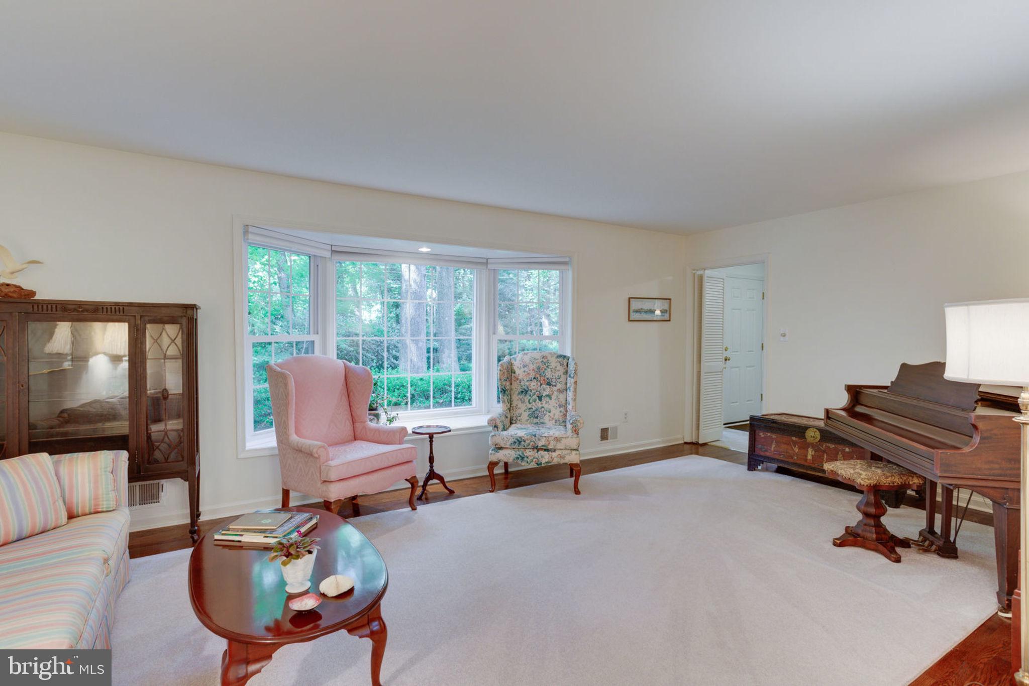 10224 Vale Road Vienna, VA 22181 - Photo 20 of 90 Gallery Image 20