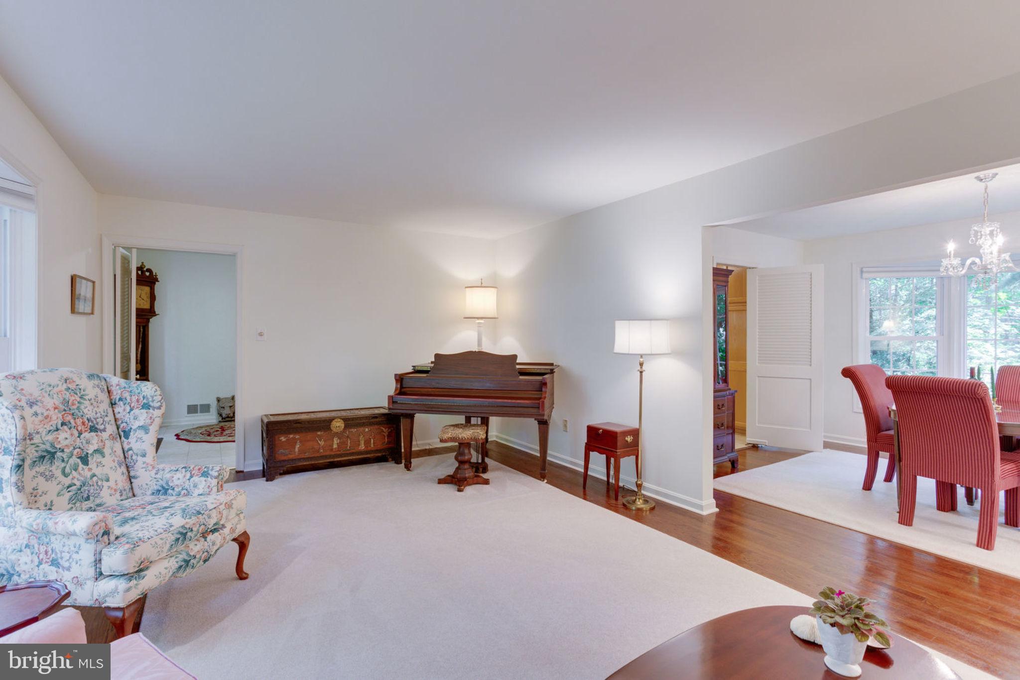 10224 Vale Road Vienna, VA 22181 - Photo 21 of 90 Gallery Image 21