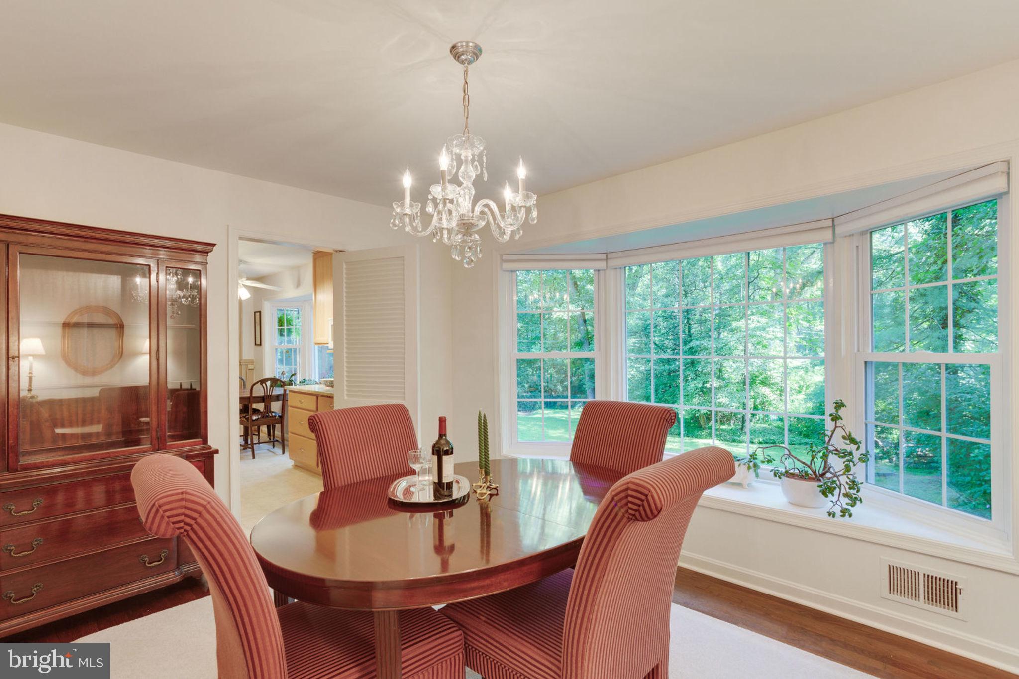 10224 Vale Road Vienna, VA 22181 - Photo 25 of 90 Gallery Image 25