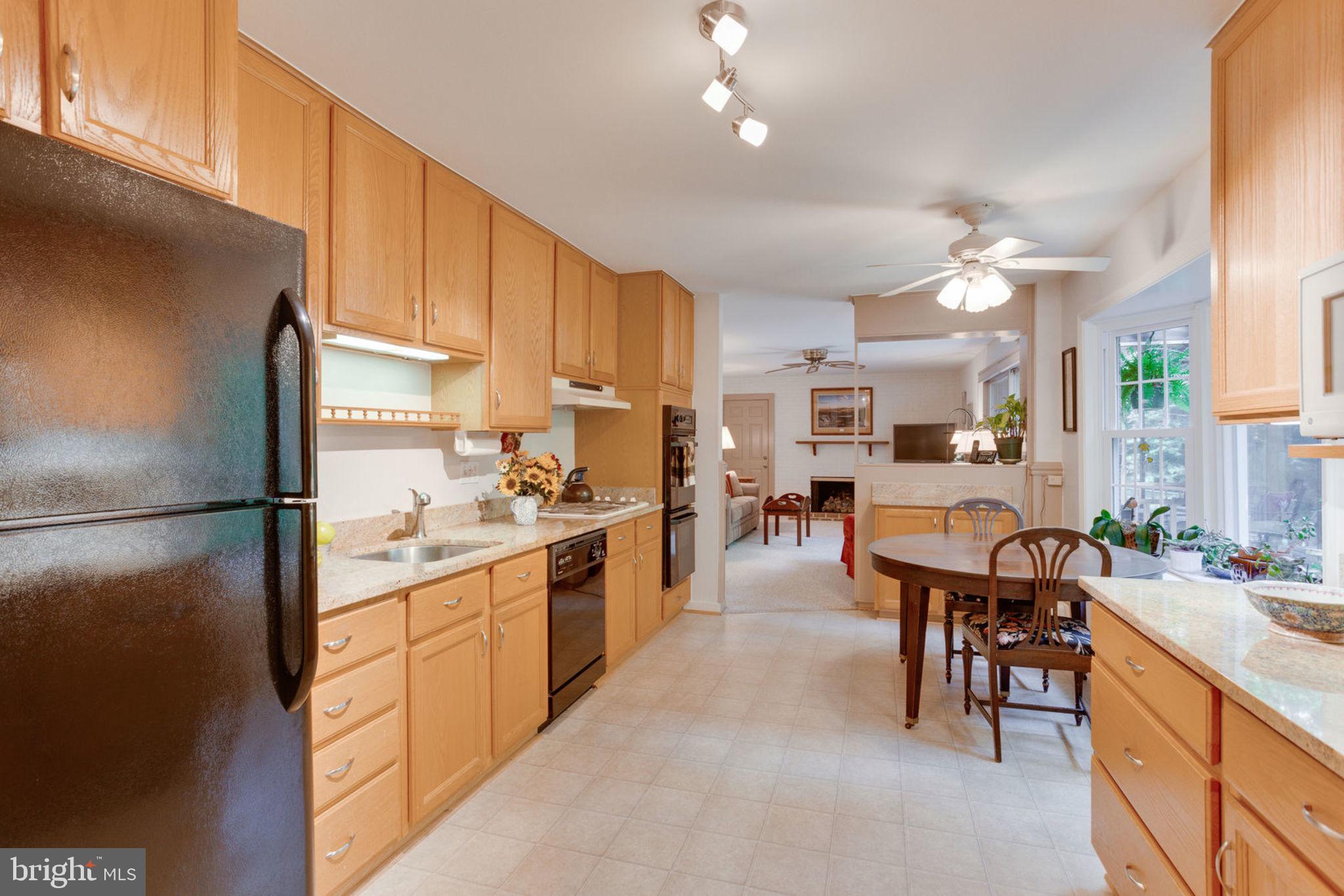 10224 Vale Road Vienna, VA 22181 - Photo 6 of 90 Gallery Image 6