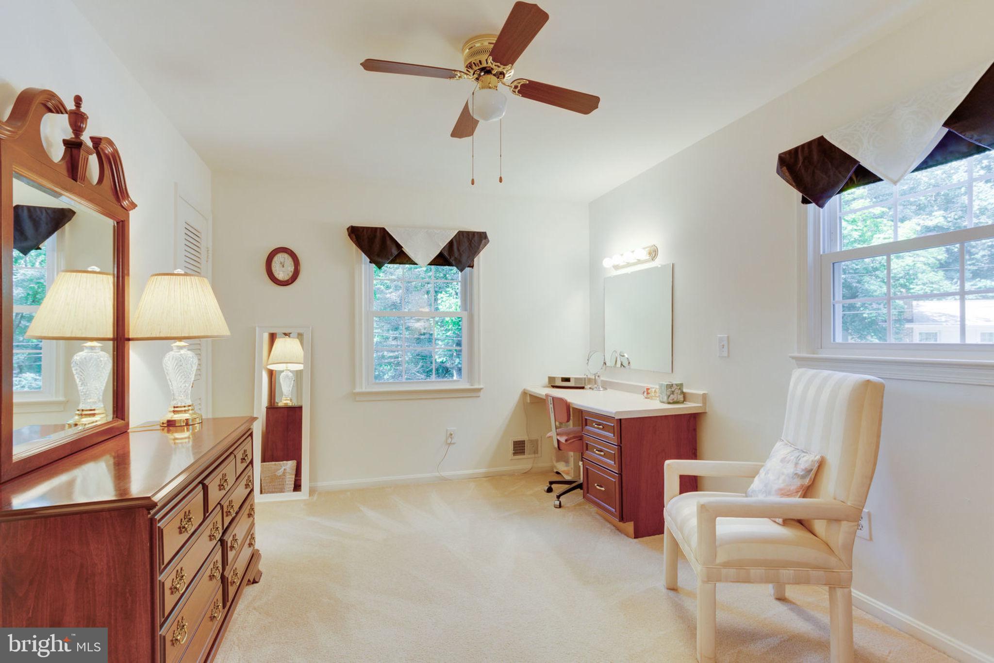 10224 Vale Road Vienna, VA 22181 - Photo 57 of 90 Gallery Image 57