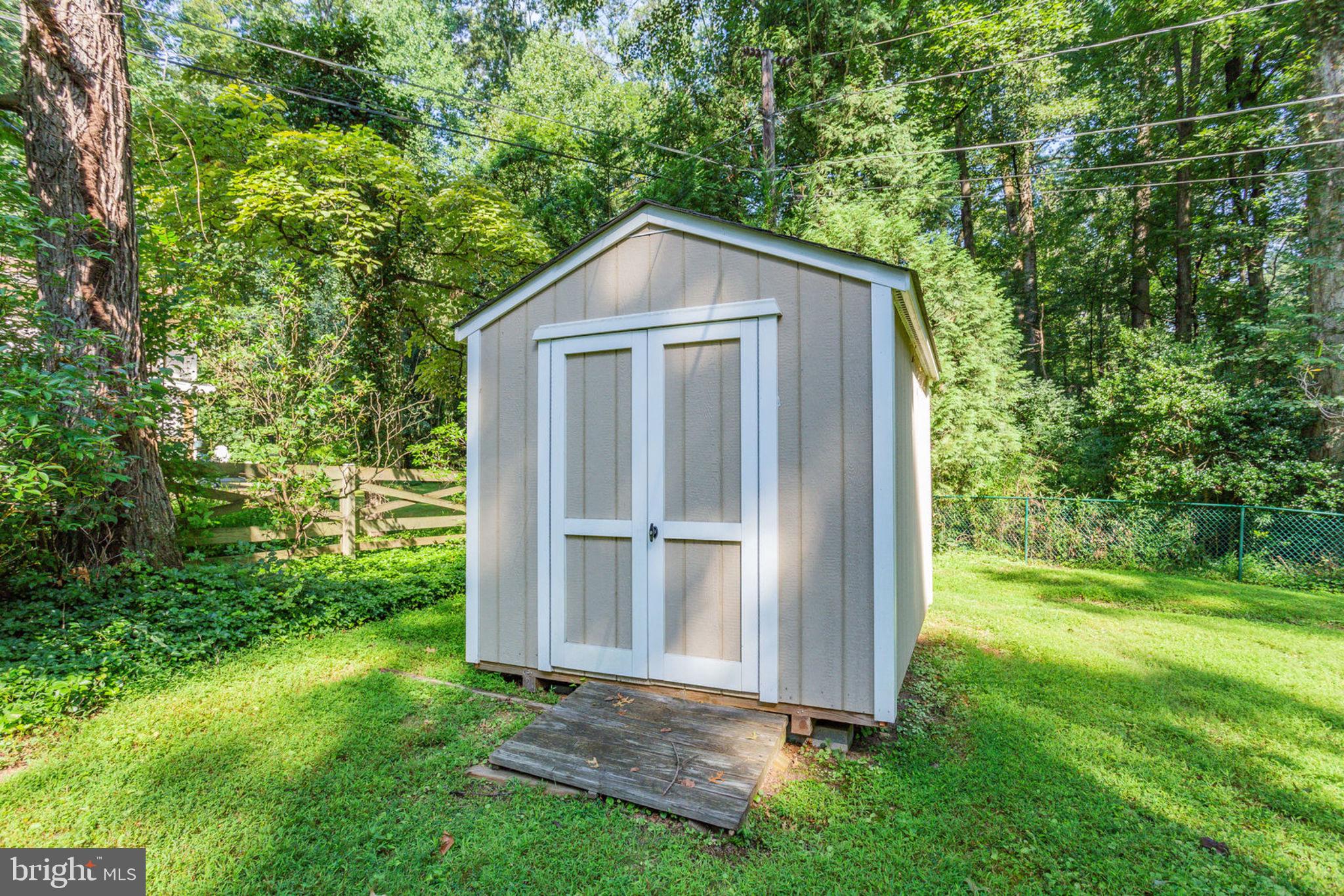 10224 Vale Road Vienna, VA 22181 - Photo 63 of 90 Gallery Image 63