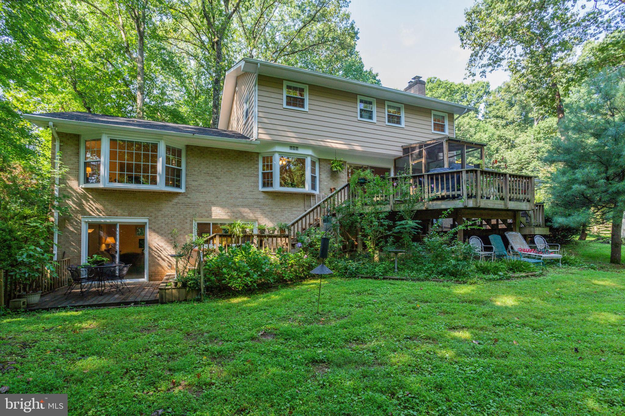 10224 Vale Road Vienna, VA 22181 - Photo 72 of 90 Gallery Image 72