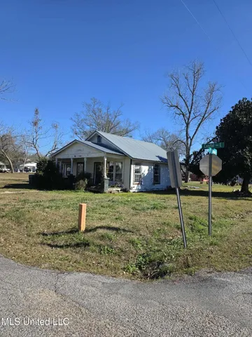 $60,000 | 463 Capital Avenue, Leakesville, MS 39451