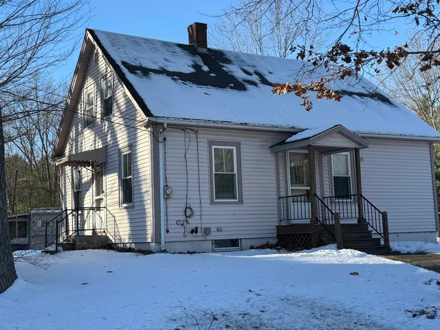 $325,000 | 9 Old Colony Road, Dover, NH 03820