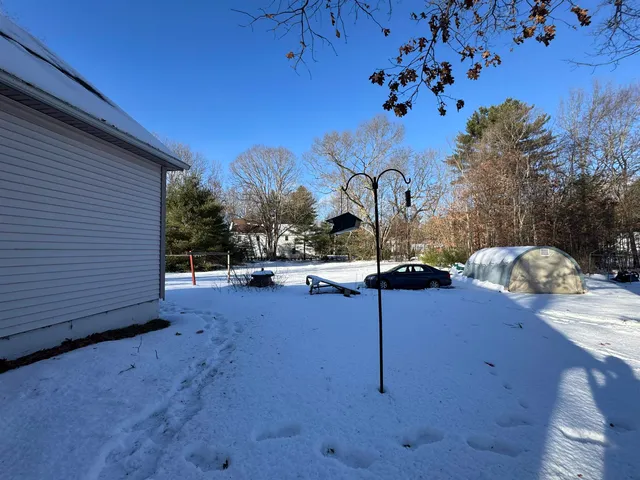 $325,000 | 9 Old Colony Road, Dover, NH 03820