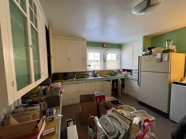 $325,000 | 9 Old Colony Road, Dover, NH 03820